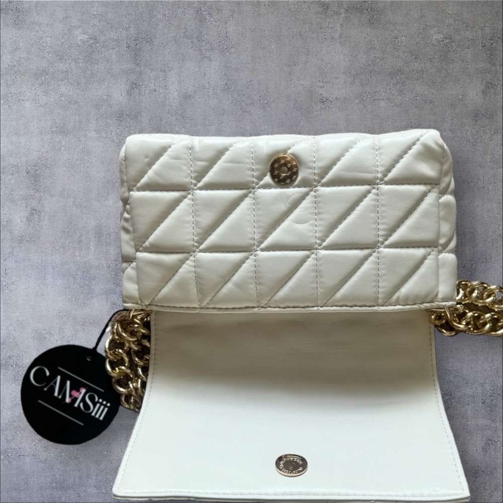 This Chic Midsize Rectangular Quilted Purse - image 4